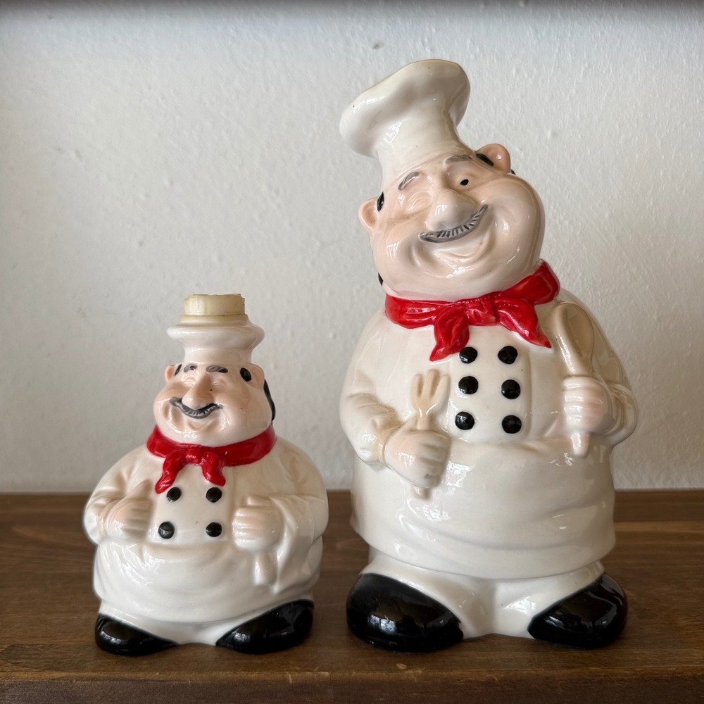 2pc Chef Kitchen Ceramic Soap Dispenser Utensil Holder Bistro Decor Red White